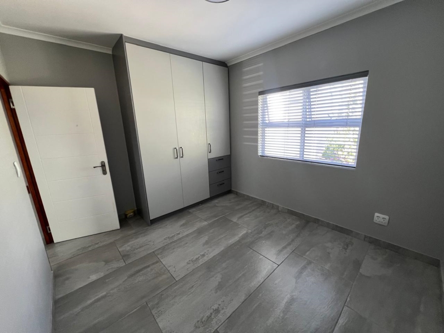 3 Bedroom Property for Sale in Kleinkoornhuis Western Cape